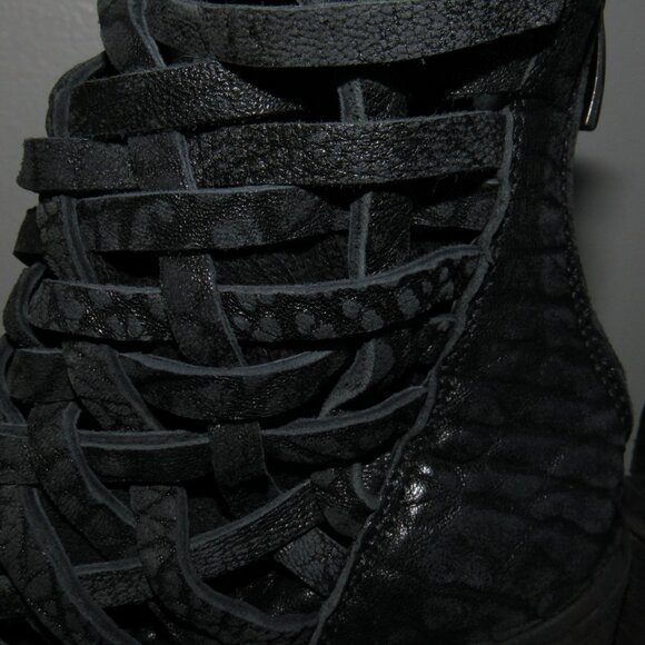 CHUNKY HEEL CRISS CROSS OPEN WEAVE BLACK SEXY BOOT-ZIP BACK-6 1/2-FREE PEOPLE-37 - Picture 6 of 11
